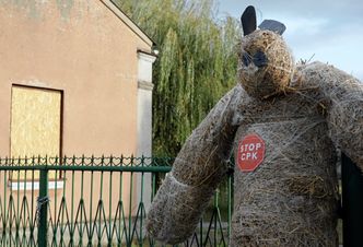 Rząd może zacząć wywłaszczenia pod CPK. Mieszkańcy odcięci od kontaktu z ekipą Tuska