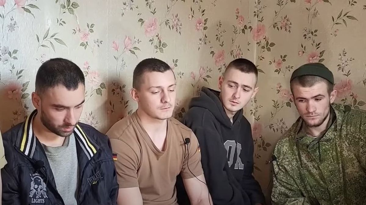 Pojmani żołnierze opowiedzieli o okrucieństwach swojego dowódcy 