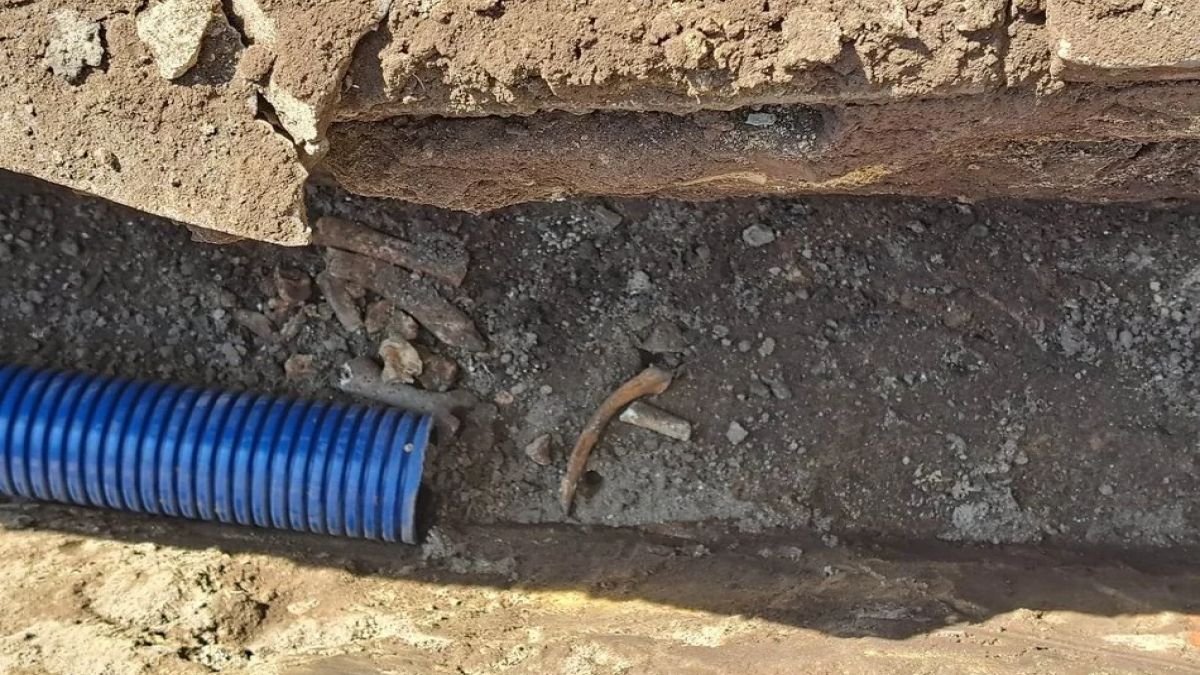 Niezwykłe odkrycie podczas naprawy drogi