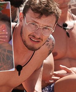 Przytula jednego, flirtuje z drugim, a całuje się z trzecim. W "Love Island" robi się gorąco!