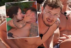 Przytula jednego, flirtuje z drugim, a całuje się z trzecim. W "Love Island" robi się gorąco!