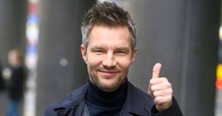 Rzadki widok: Adam Sztaba pochwalił się zdjęciem ZE ŚLUBU Z ŻONĄ! Okazja była wyjątkowa (FOTO)