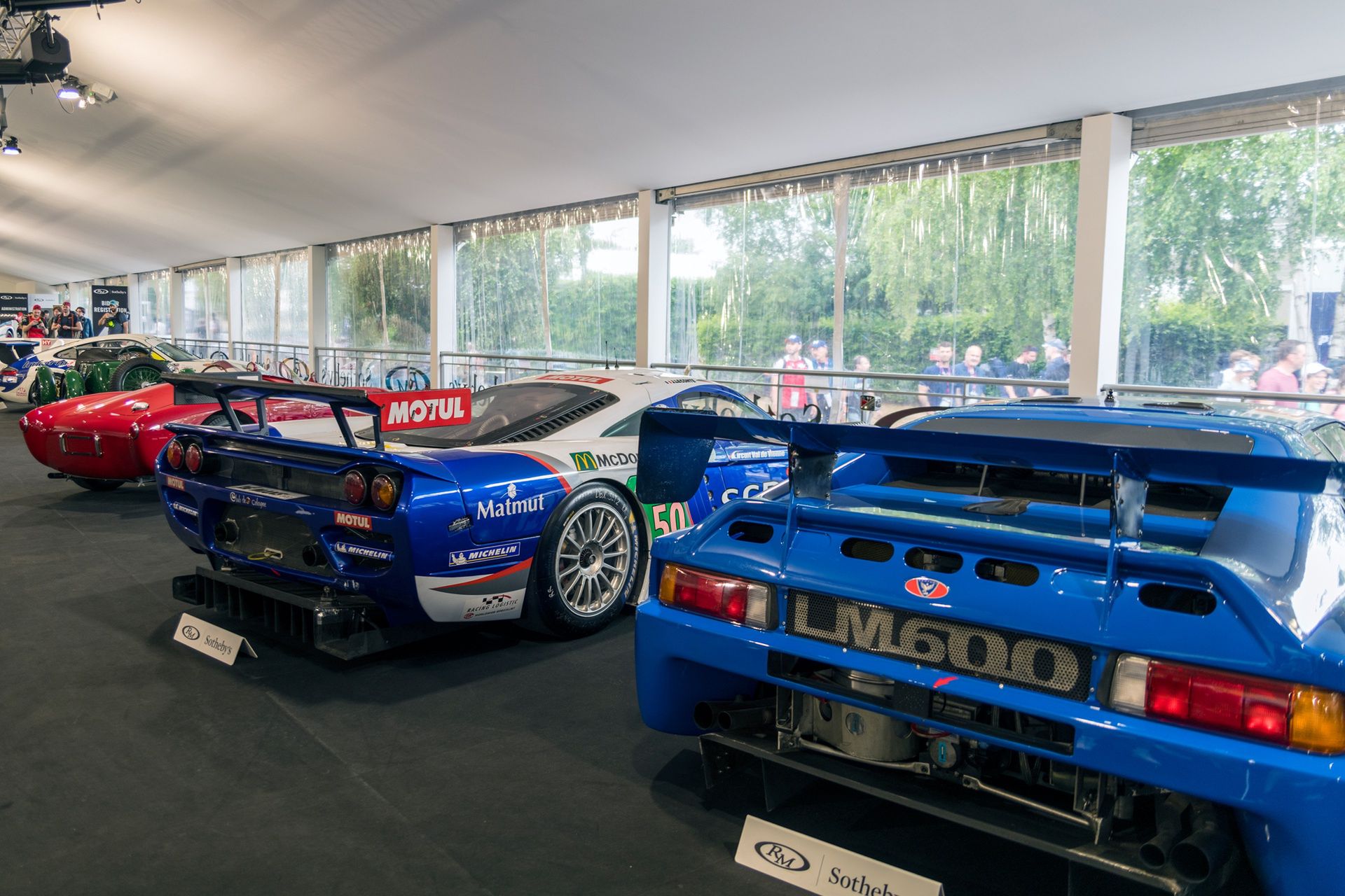 Samchody z aukcji RM Sotheby's w Le Mans (2023)