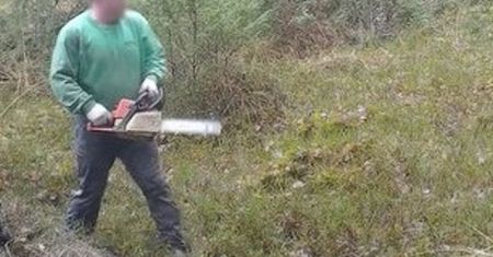 Nie wiedział o kamerze. Teraz jest poszukiwany