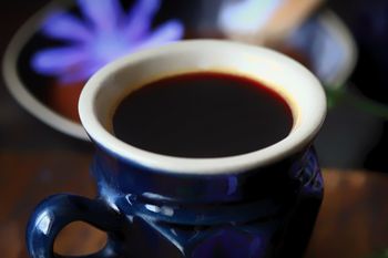 W PRL-u niemal każdy pił taką kawę. Mało kto wiedział, że wzmacnia serce i pomaga usuwać toksyny