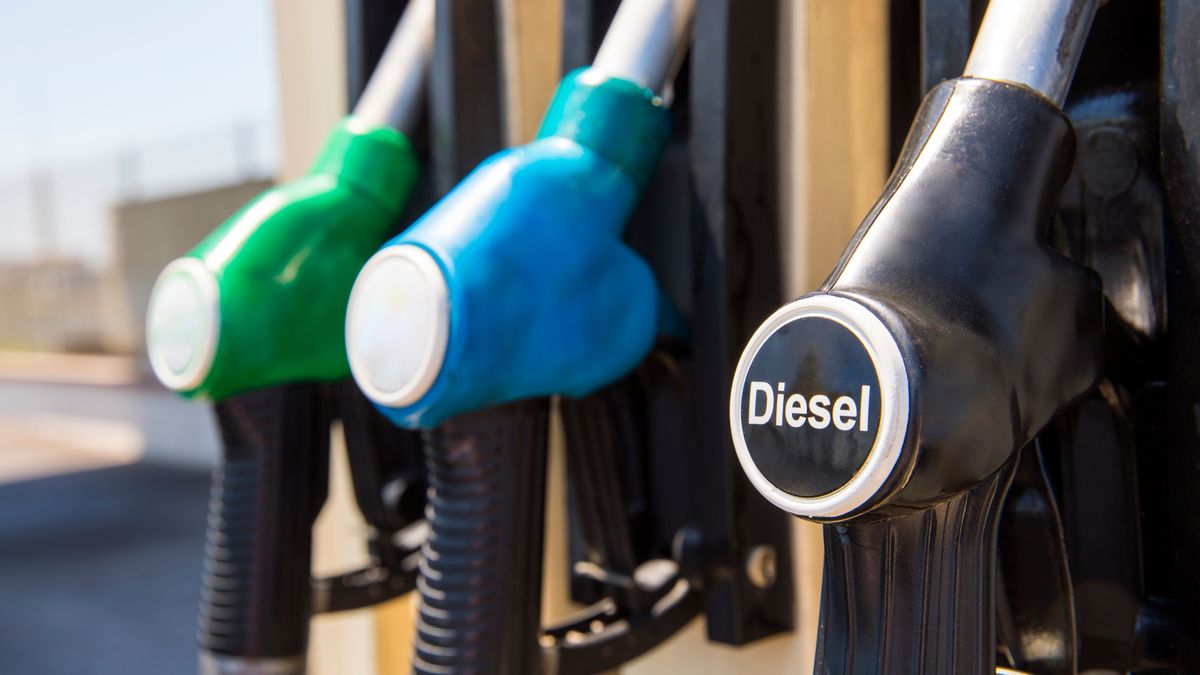 Olej napędowy i benzyna w zimowej wersji na stacjach paliw w całej Polsce od 16 listopada