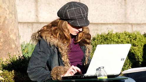 100 Mb/s bez kabla od Polsatu. Będziemy mieli najlepszy Internet na świecie? 1