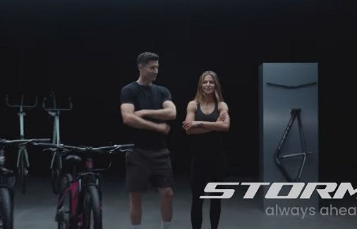 Lewandowscy wracają w reklamie rowerów Storm