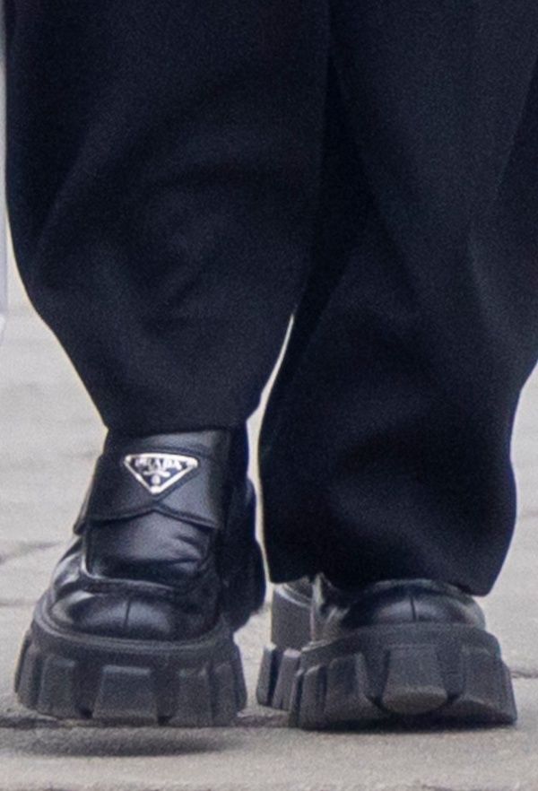 Paulina Sykut-Jeżyna wraca z udanego shoppingu