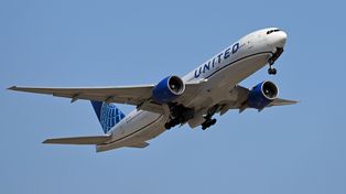 United Airlines rezygnuje. Nie będzie widowiskowego przelotu nad Denver