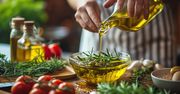 O takim zastosowaniu oleju w kuchni mało kto słyszał. Profesjonalny kucharz zdradza tajniki