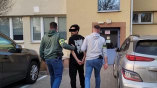 Warszawa: Zaciągnęli hamulec w metrze, by pomalować wagon