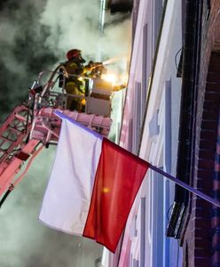 Palił się hotel Metropol w Śremie. Wielu strażaków walczyło z ogniem