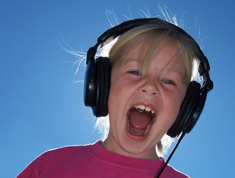 Wyłączyć świat – testujemy słuchawki z aktywnym tłumieniem hałasu