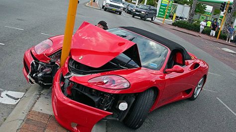 Rozbij Ferrari w Gran Turismo 5! 1