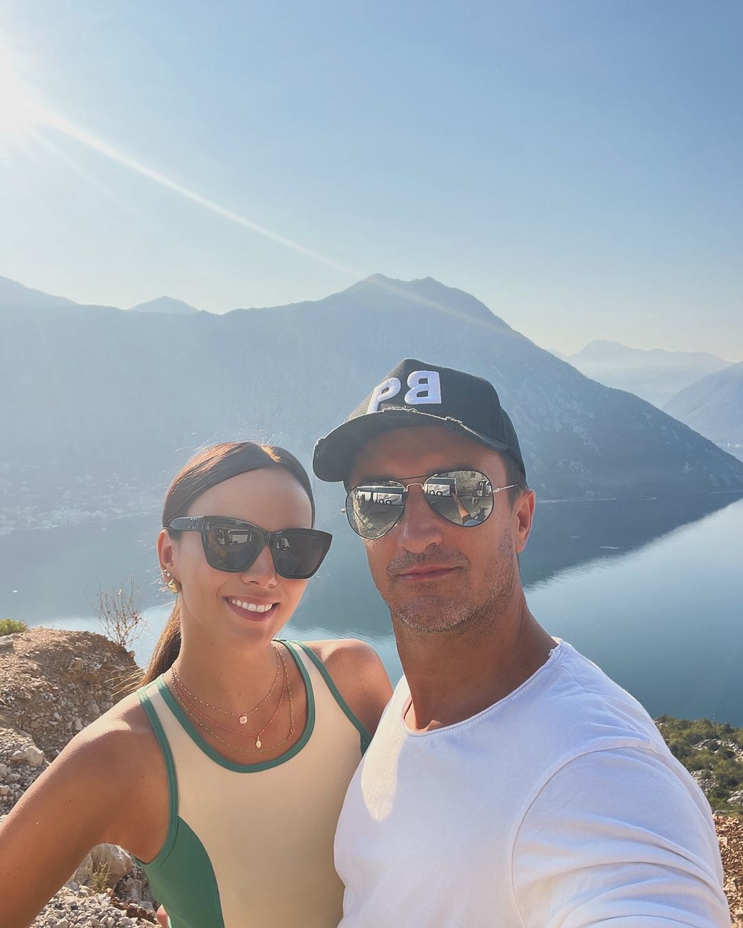 Paulina Krupińska na wakacjach z mężem i dziećmi.