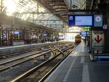 Chaos na kolei w Holandii! Podejrzenie sabotażu. Rury na torach i dziesiątki zakłóceń