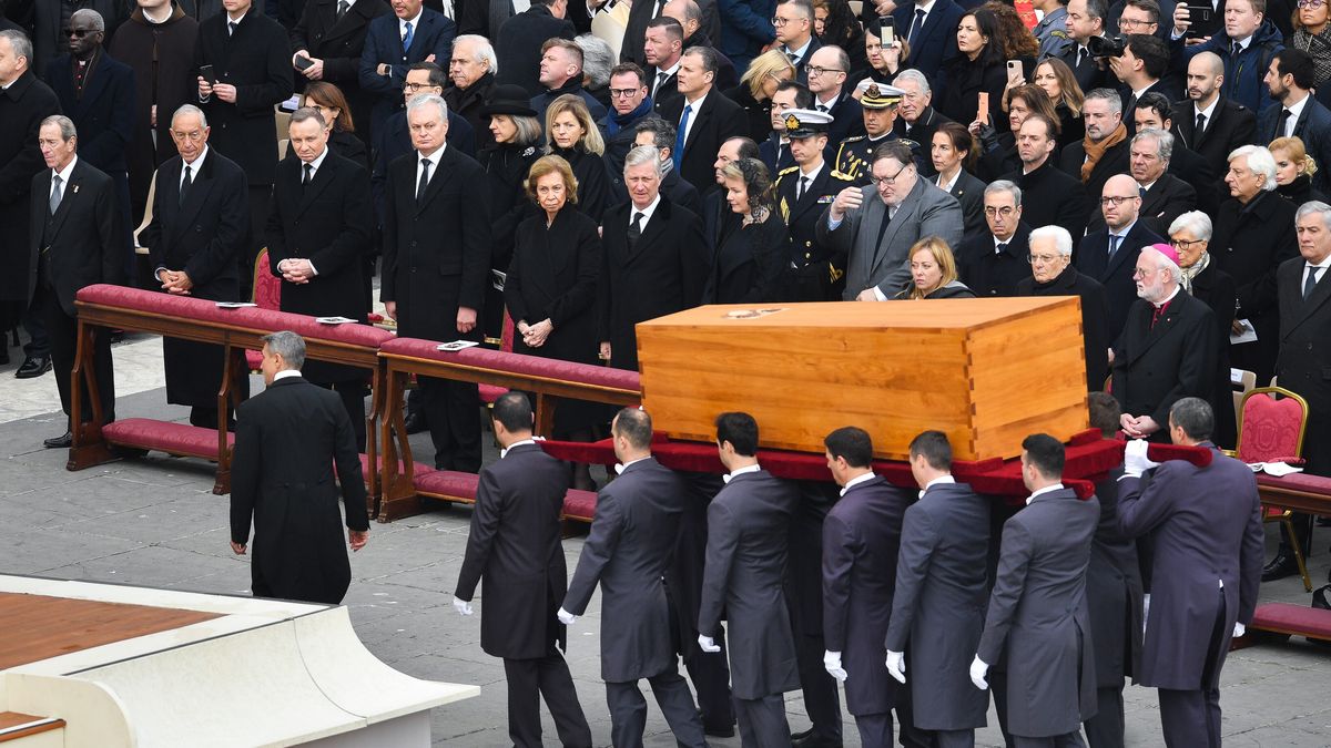 Prezydent Andrzej Duda wziął udział w pogrzebie Benedykta XVI