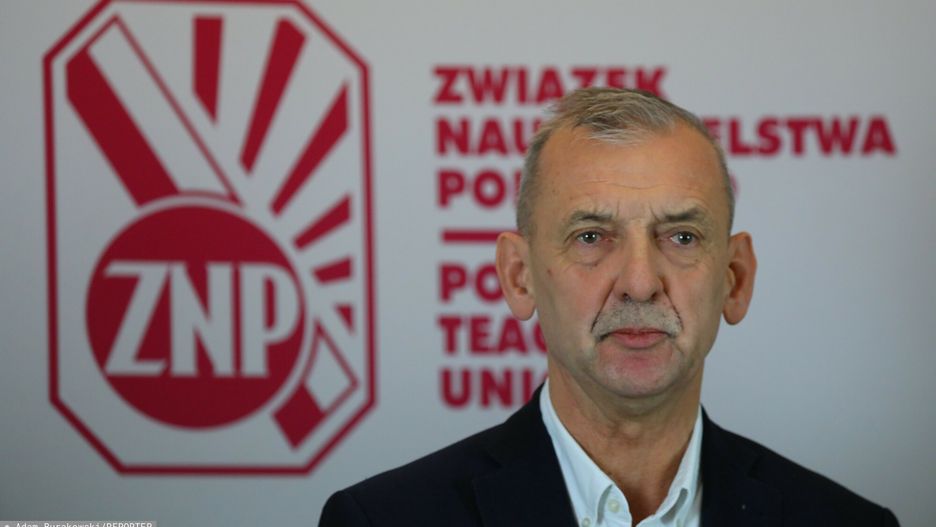 Prezes ZNP Sławomir Broniarz działania prezydenta Andrzeja Dudy określił jako niepotrzebne