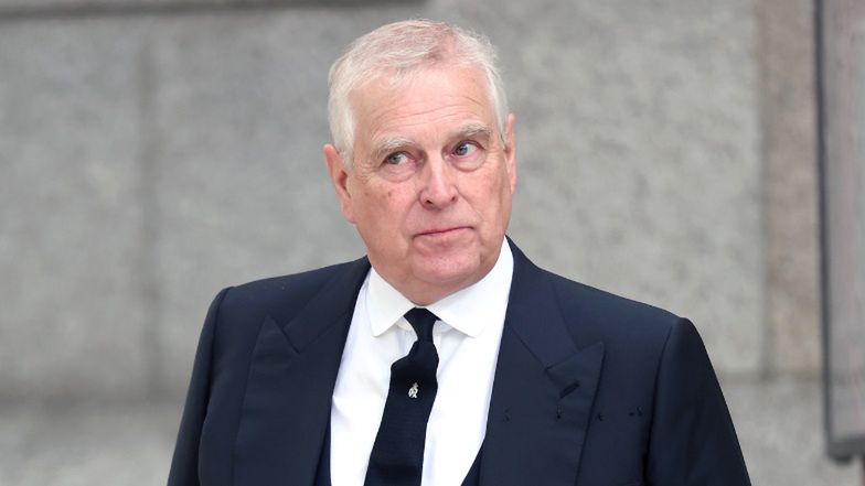 SKANDALISTA książę Andrzej otrzyma WIĘKSZĄ EMERYTURĘ. Podatnicy 