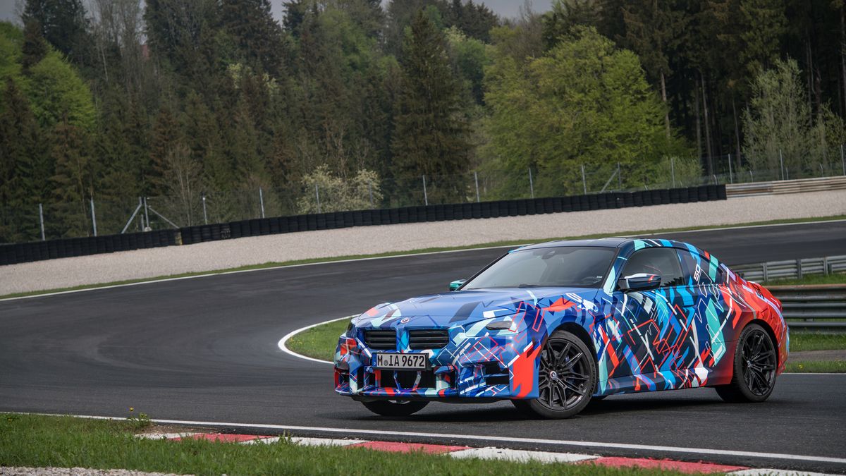 Zamaskowane BMW M2 (2022)