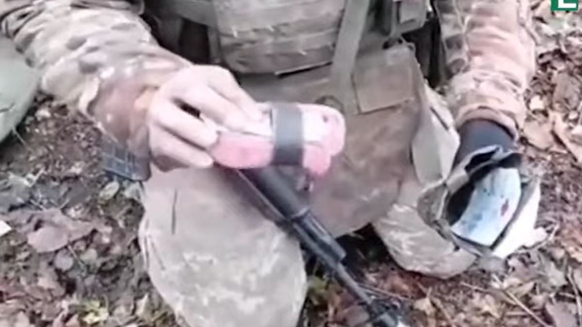 Ukrainiec pokazał apteczkę zmobilizowanego żołnierza 