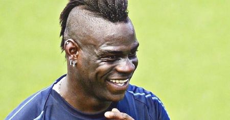 Co za zjazd! Gwiazda światowego futbolu trenuje w amatorskim klubie