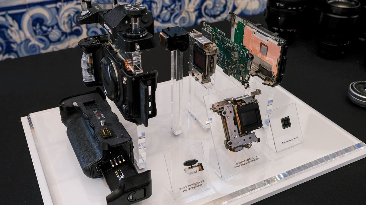 Fujifilm nie wyda nowego aparatu do końca 2021 roku. Dlaczego? 1