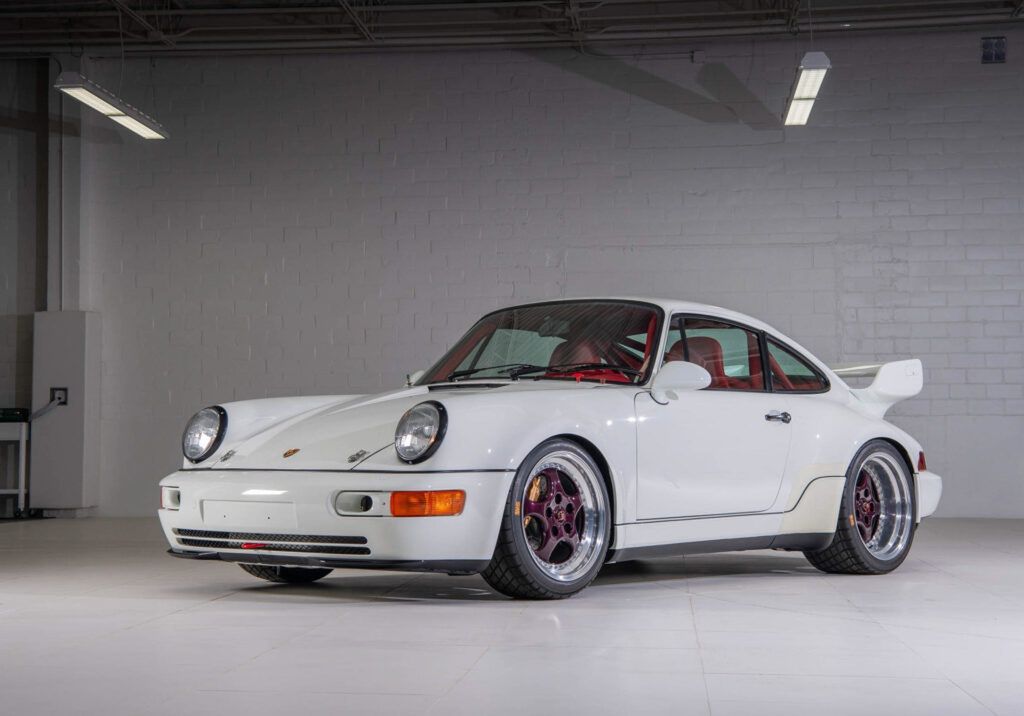 Kolekcja białych porsche