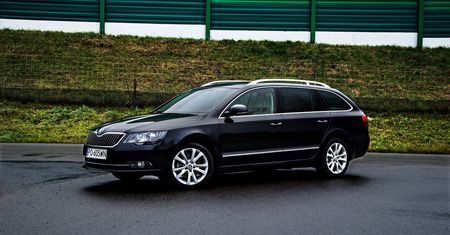 Škoda Superb Combi 1,8 TSI DSG Elegance - test