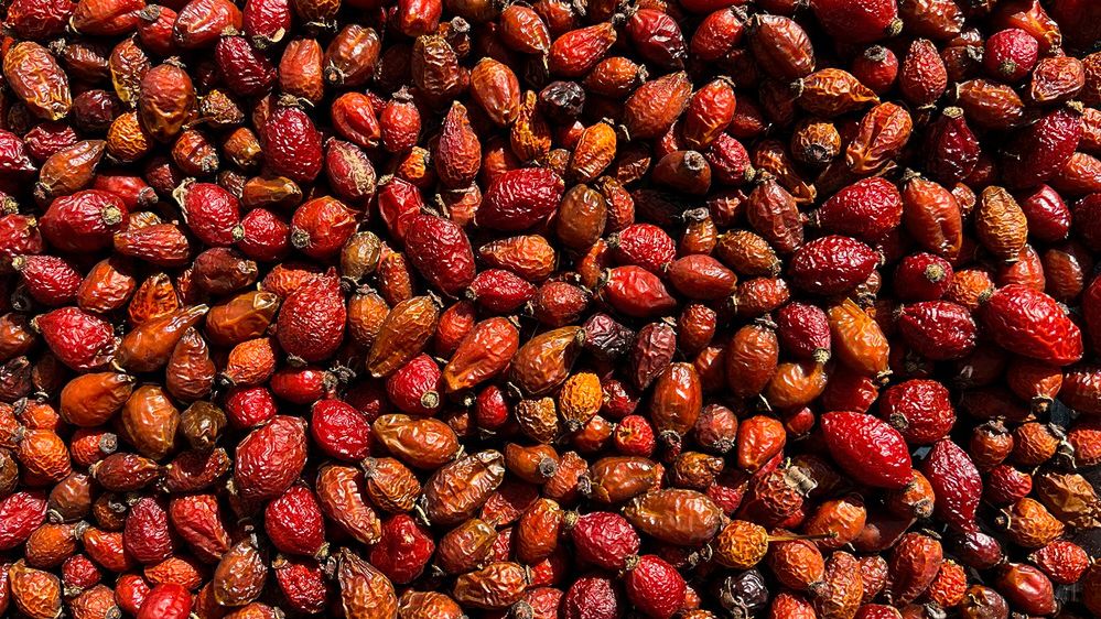 Zawiera aż 40 razy więcej witaminy C niż cytrusy. Wzmocni odporność i poprawi wygląd skóry