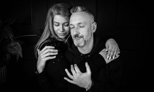 Odszedł Igor Wiśniewski, znany psycholog. Jego partnerka opublikowała poruszający wpis