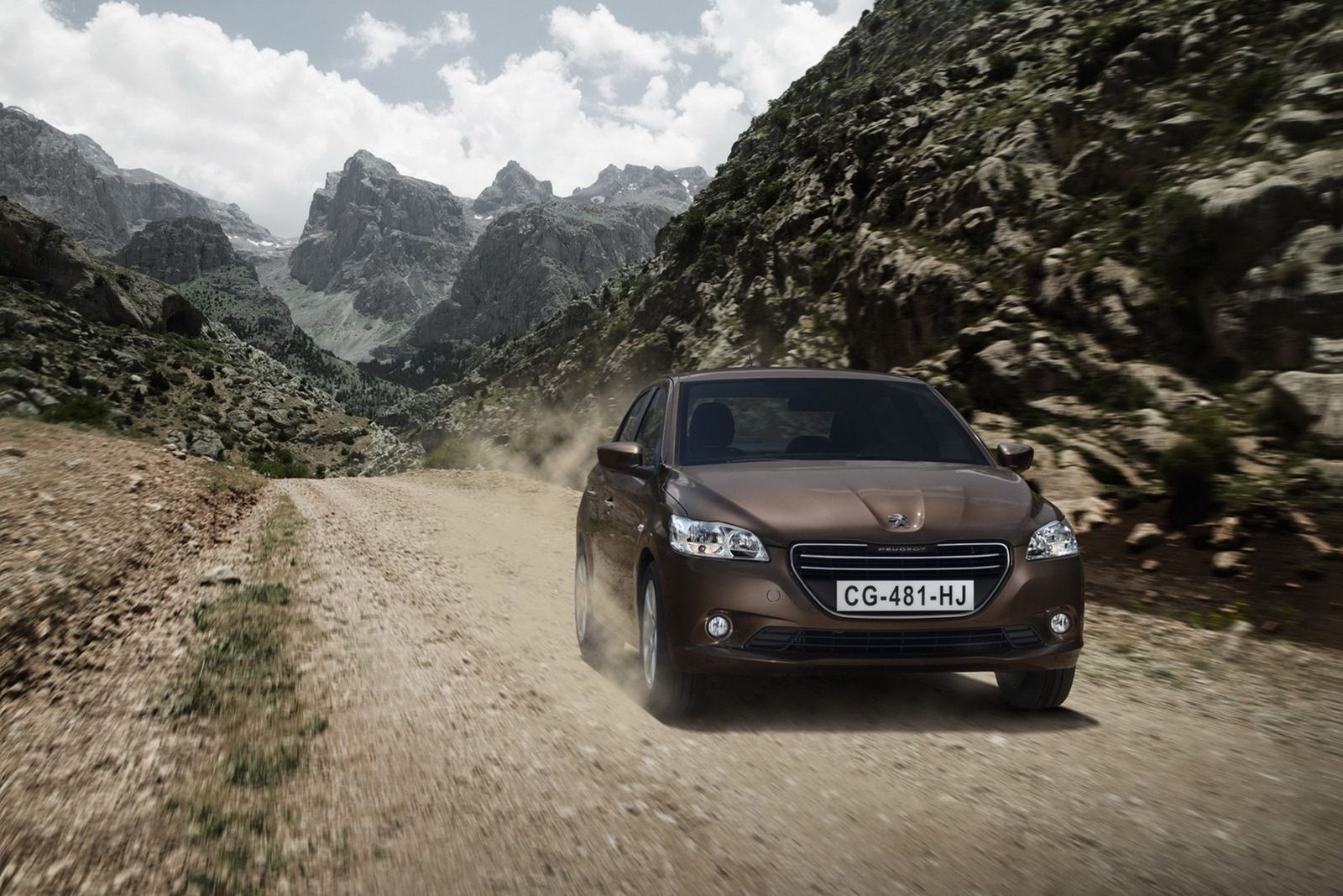 Globalny Peugeot 301 i nowe zdjęcia [galeria] 8