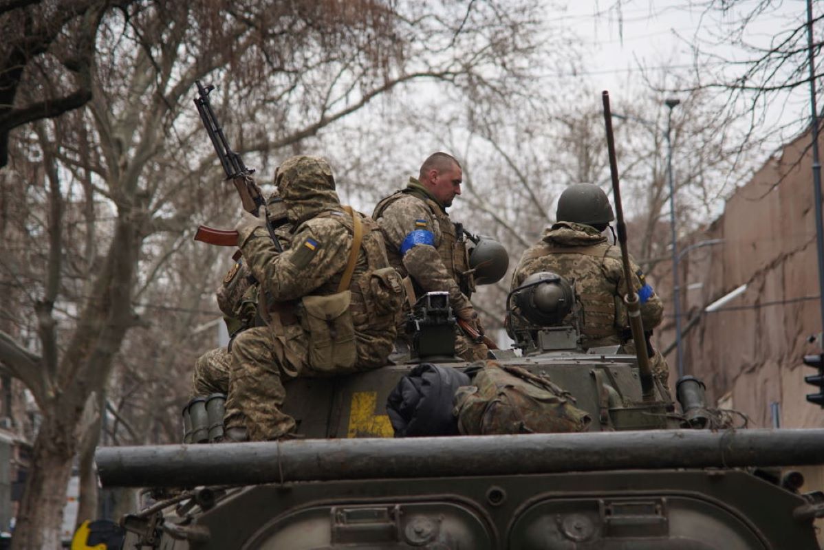 Rosyjskie wojska rzeczywiście będą wycofywać się spod Kijowa? 