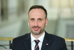 Janusz Kowalski prowokuje PiS i PO. Połączył Tuska i Terleckiego