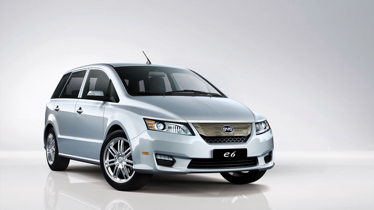 BYD E6