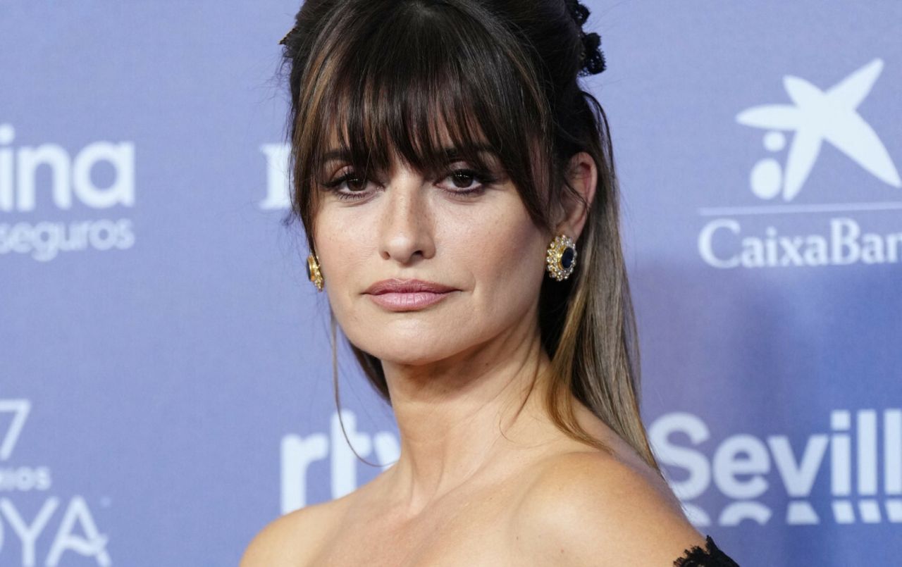 Penélope Cruz olśniła na czerwonym dywanie. Uwagę przykuwa dół sukienki