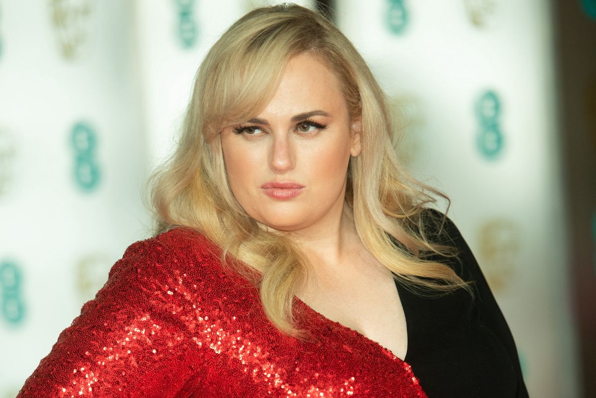 Rebel Wilson podkreśliła nogi skórzanymi spodniami.