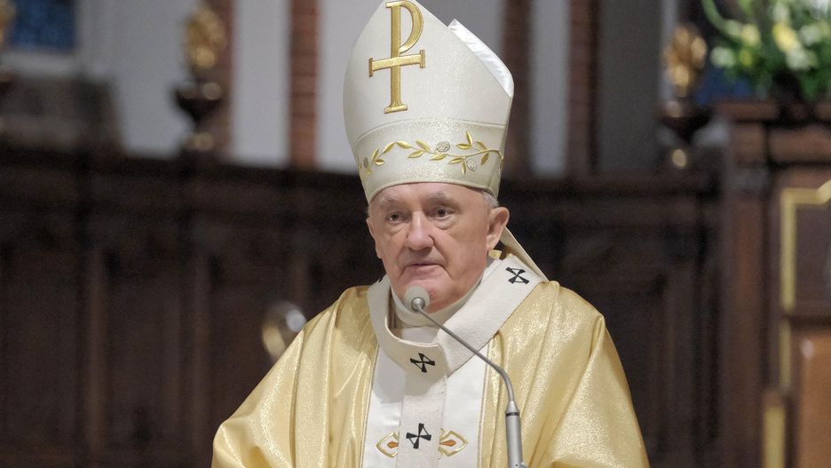 Kard. Nycz o małżeństwie: Wystarczy sięgnąć do Biblii 