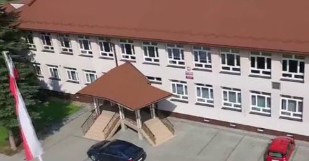 Skandal w Małopolsce. Kamery w toalecie. Dyrektor się tłumaczy