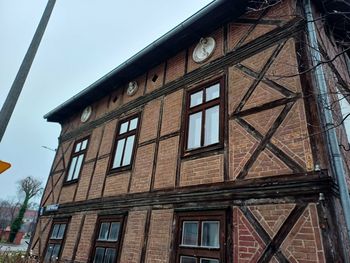 Miliony na kontynuację rewitalizacji w Malborku. Adaptacja XIX-wiecznego budynku, zmiany na podwórkach i remonty domów