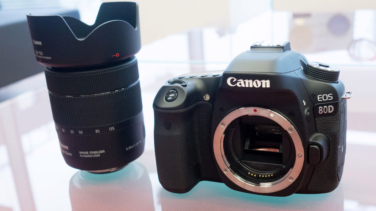 Canon EOS 80D - zupełnie nowe wnętrze w starych szatach. Nasze pierwsze wrażenia 1