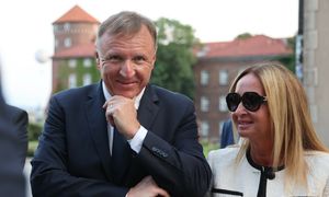Podali, że Kurska zarabiała w TVP ponad 117 tys. zł miesięcznie. Sąd oddalił pozew