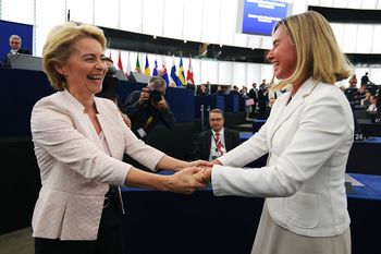 Afera korupcyjna w UE. Była wiceszefowa KE rezygnuje ze stanowiska