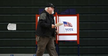 Działo się w nocy. Podpalono urny wyborcze w USA