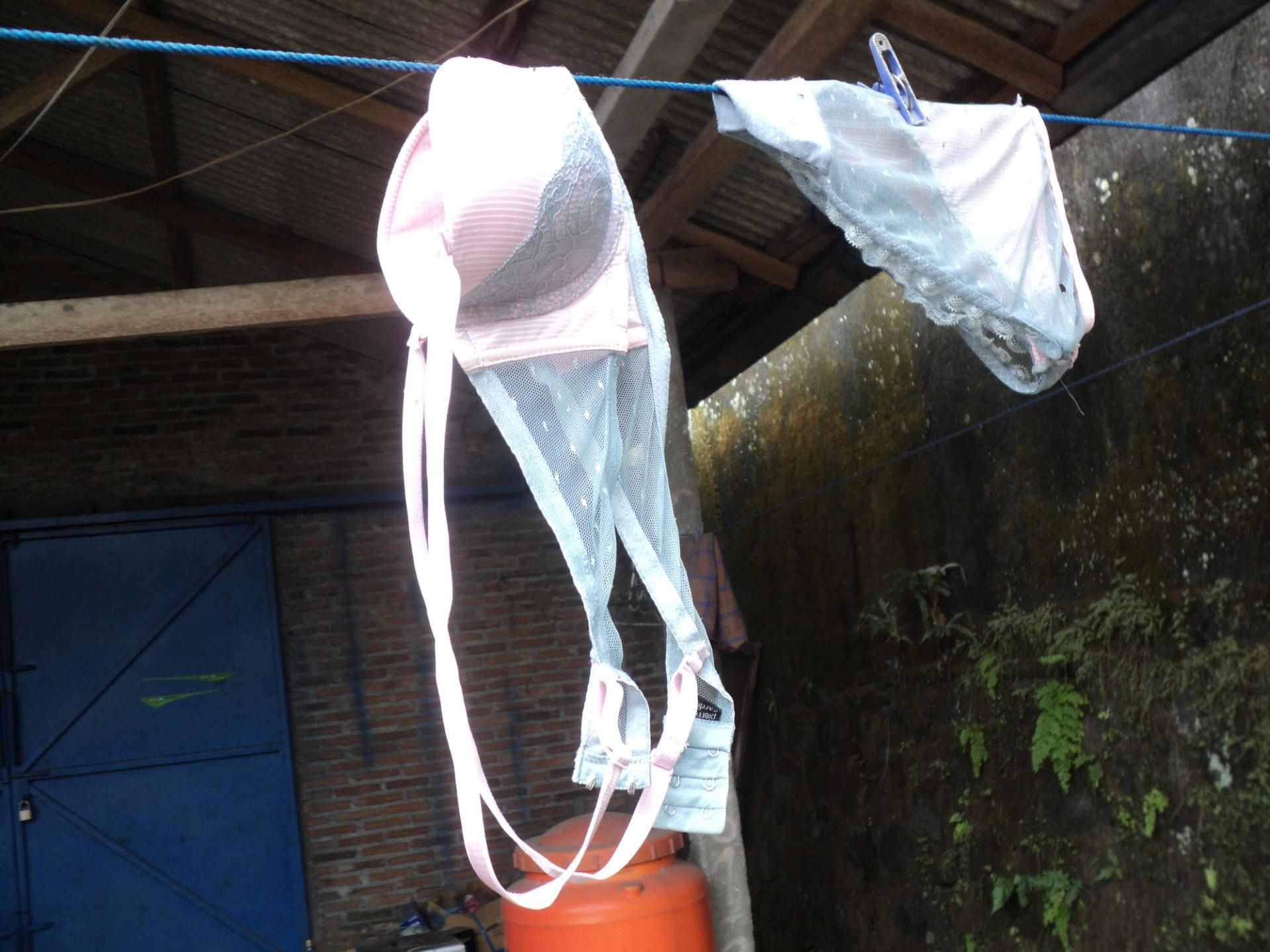 Unikaj białej bielizny latem