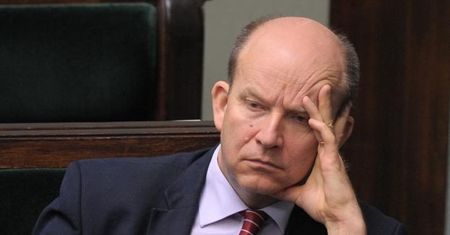 Radziwiłł ZAKAŻE SPRZEDAŻY PREZERWATYW w aptekach?
