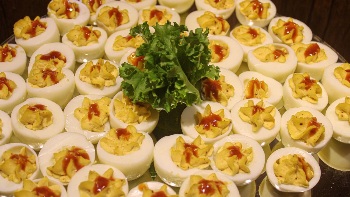 Jajka to źródło pełnowartościowego białka oraz tłuszczu