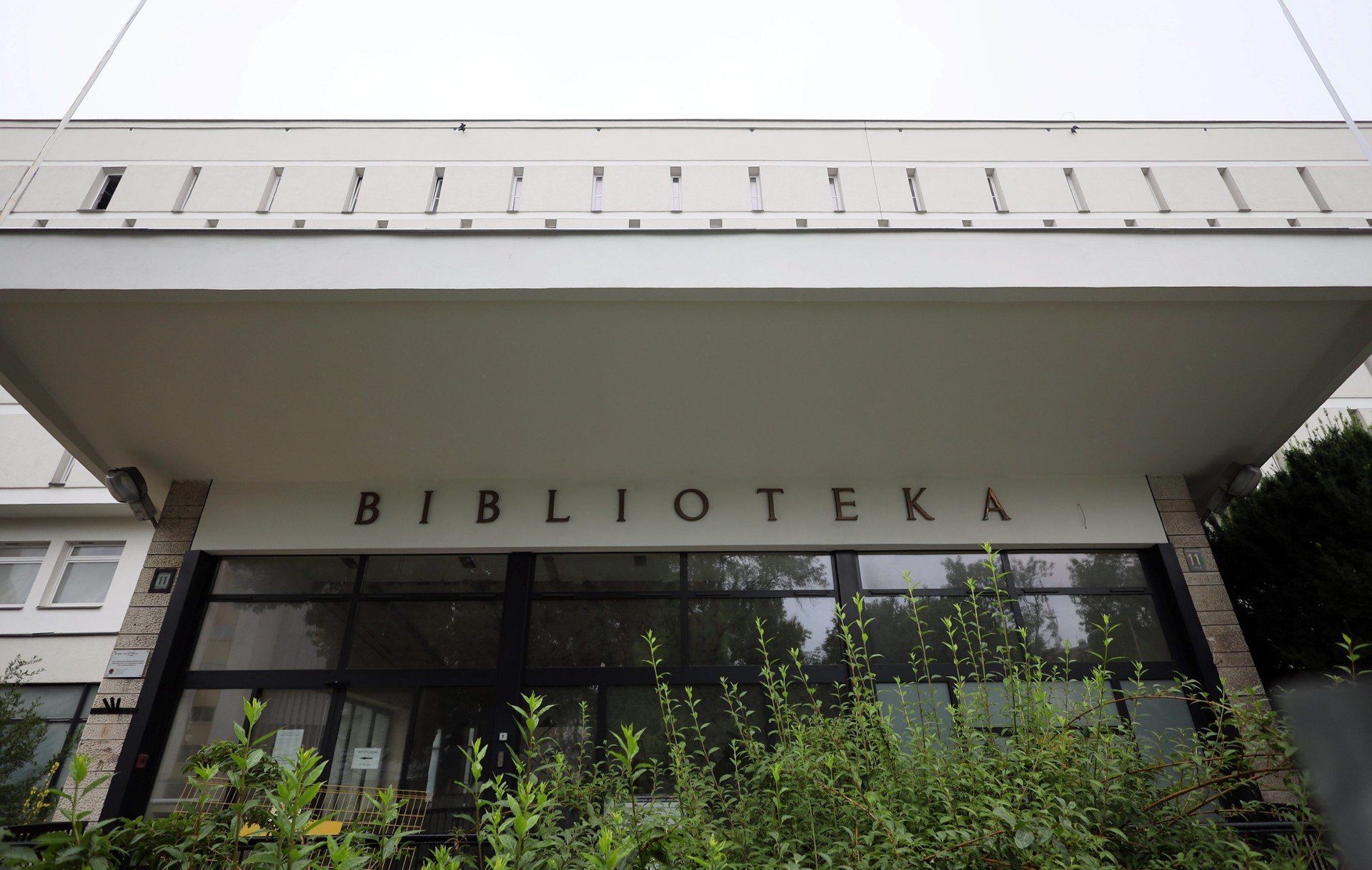Wnętrza Biblioteki Głównej UMCS gruntownie zmieniają swoje oblicze. Finał za pół roku