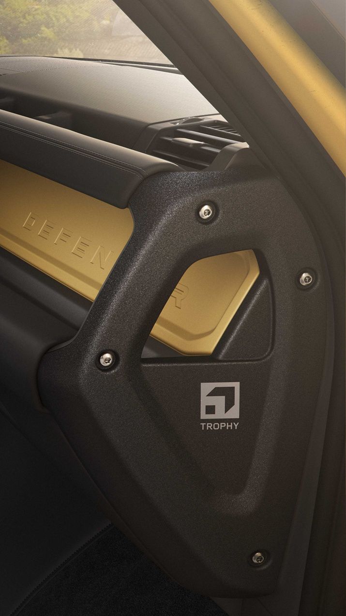 Defender 110 Trophy Edition